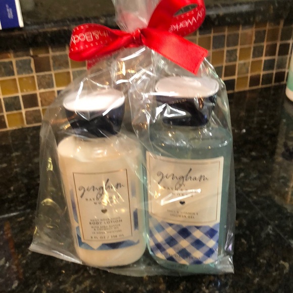 BATH&BODY WORKS, new never opened scent…gingham - Picture 1 of 4
